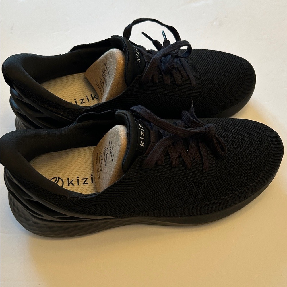 Kizik Athens Women's Black Sneakers Sz 11W‎ NWOT PRM